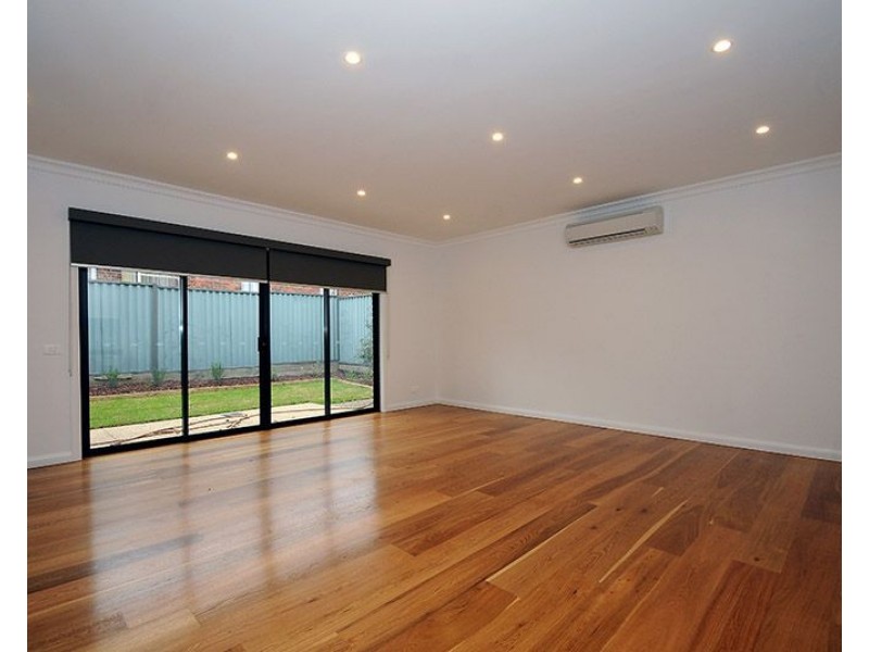 47 Caledonia Crescent, Mulgrave VIC 3170