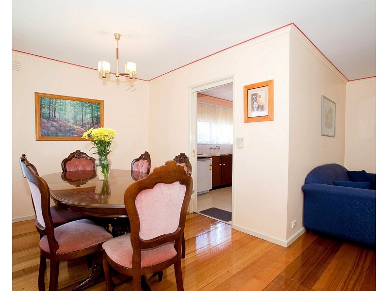 10 Huxley Avenue, Mulgrave VIC 3170