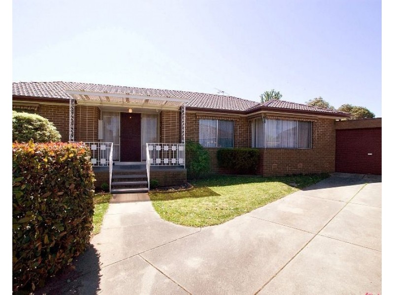 10 Huxley Avenue, Mulgrave VIC 3170