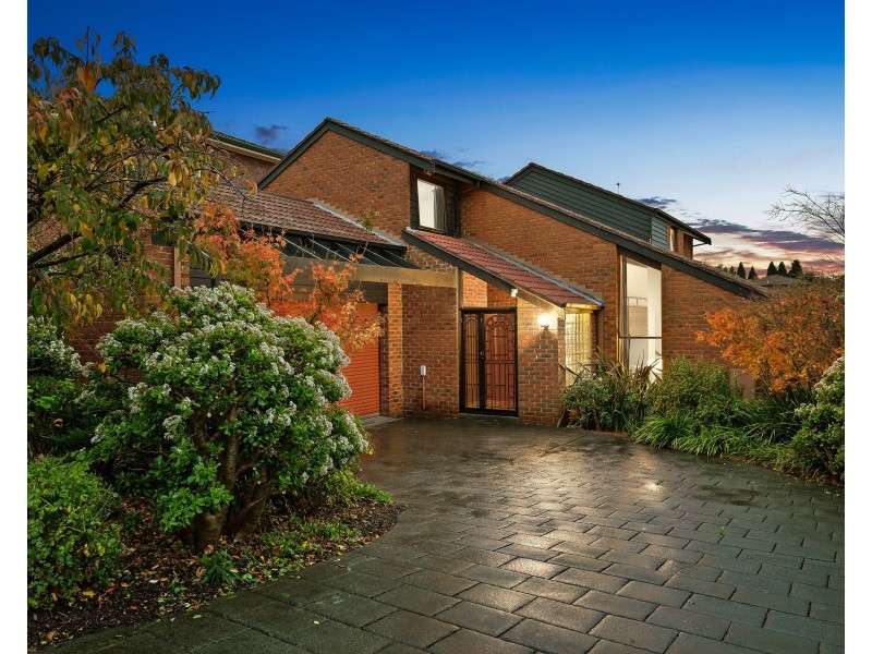 16 Fayette Court, Wheelers Hill VIC 3150