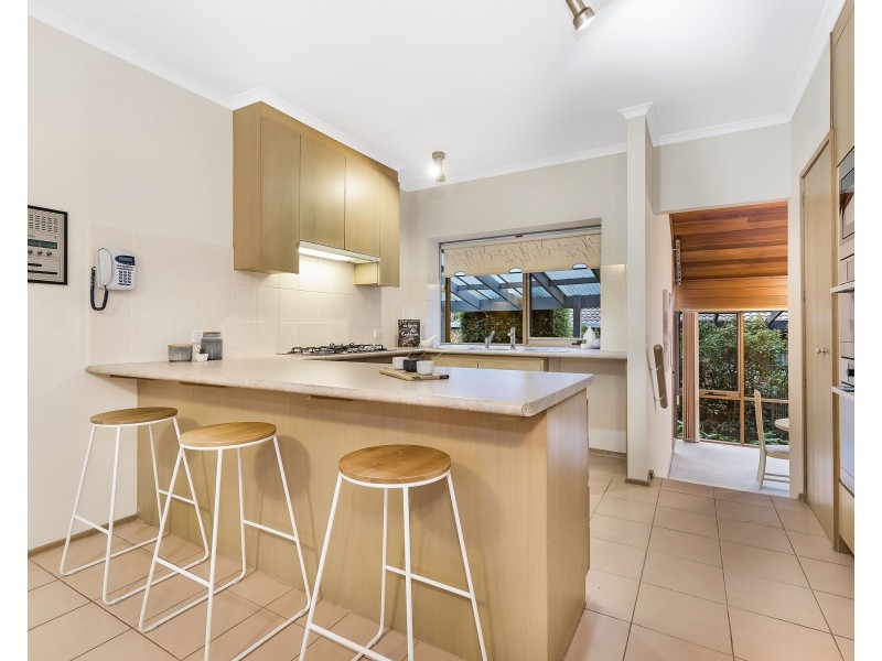 16 Fayette Court, Wheelers Hill VIC 3150