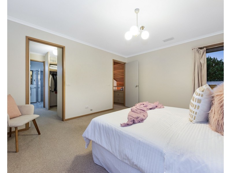 16 Fayette Court, Wheelers Hill VIC 3150