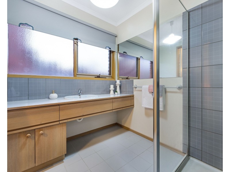 16 Fayette Court, Wheelers Hill VIC 3150