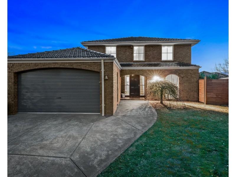 12 Sheraton Close, Burwood East VIC 3151