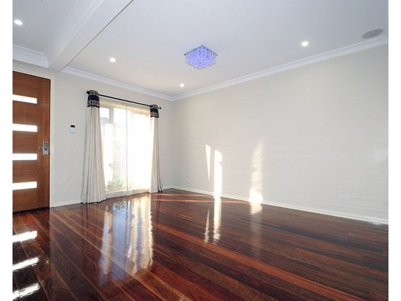 24 Kurrajong Avenue, Glen Waverley VIC 3150