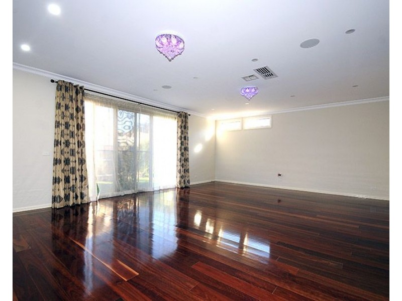 24 Kurrajong Avenue, Glen Waverley VIC 3150