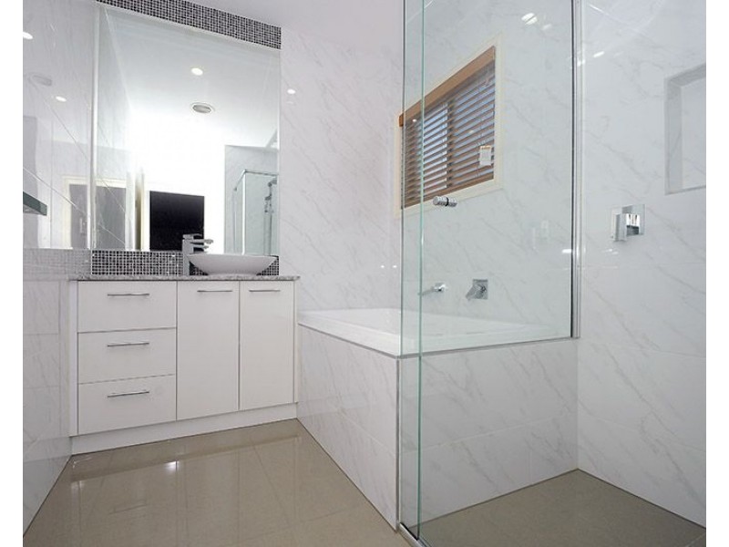 24 Kurrajong Avenue, Glen Waverley VIC 3150