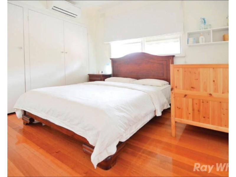 3 Hampstead Crescent, Glen Waverley VIC 3150