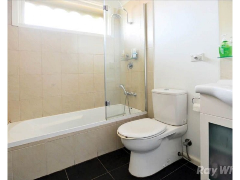 3 Hampstead Crescent, Glen Waverley VIC 3150