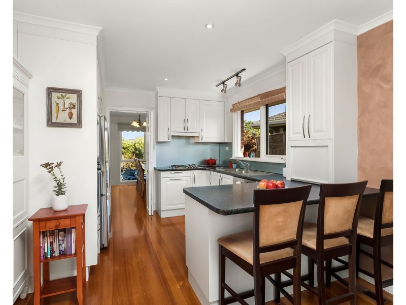 7 Quest Court, Glen Waverley VIC 3150