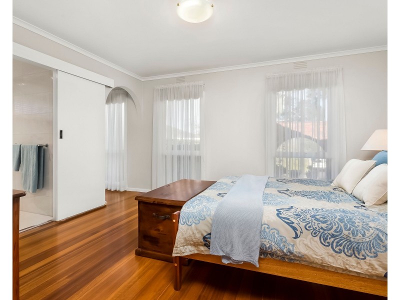 7 Quest Court, Glen Waverley VIC 3150