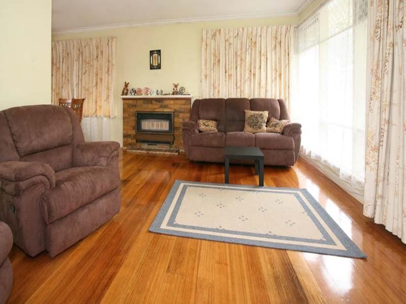 24 Kinnoull Grove, Glen Waverley VIC 3150