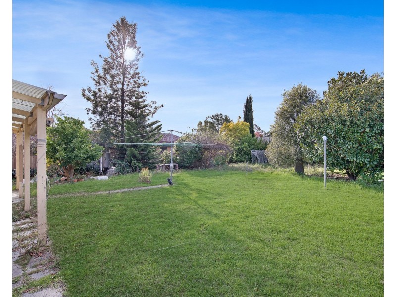 6 Rawlings Avenue, Ferntree Gully VIC 3156