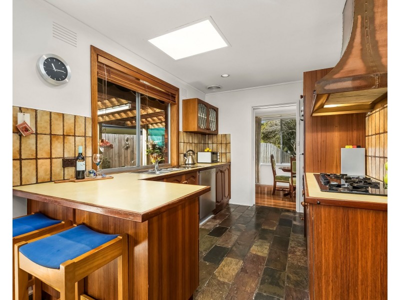 35 Booran Avenue, Glen Waverley VIC 3150