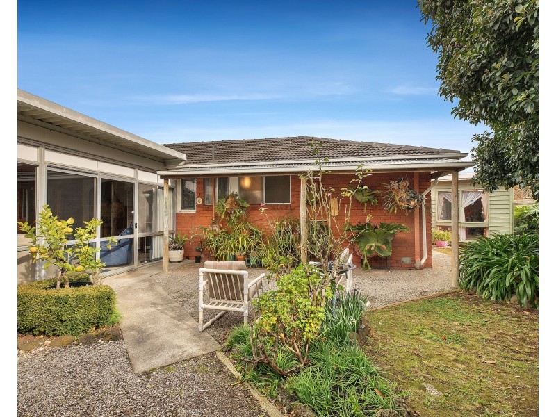 35 Booran Avenue, Glen Waverley VIC 3150