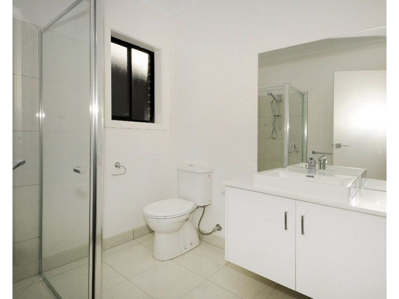 10 Lavender Road, Officer VIC 3809