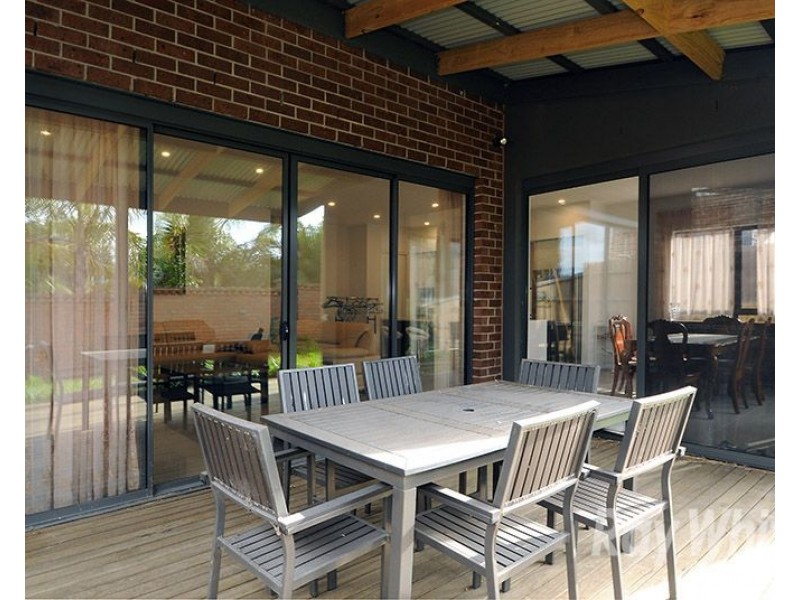 4/60A Wakley Crescent, Wantirna South VIC 3152