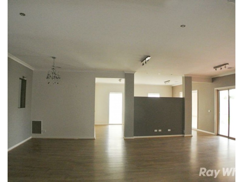 19 Player Drive, Narre Warren VIC 3805