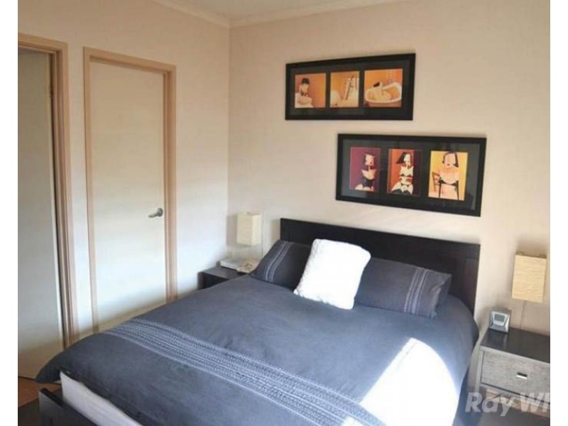 2/10 Renver Road, Clayton VIC 3168