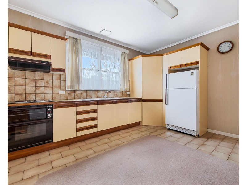 7 Beddows Street, Burwood VIC 3125