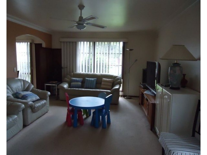 85 King Arthur Drive, Glen Waverley VIC 3150