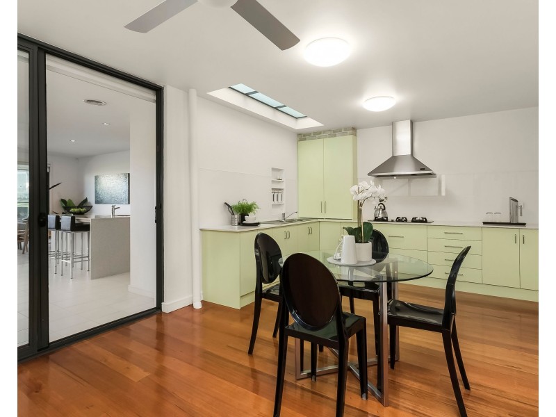 60 Waverley Park Drive, Mulgrave VIC 3170