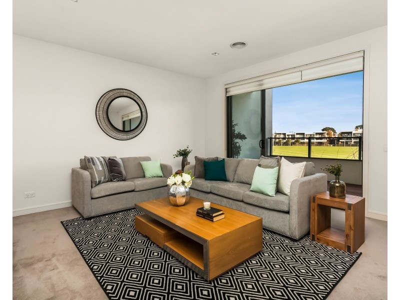 60 Waverley Park Drive, Mulgrave VIC 3170