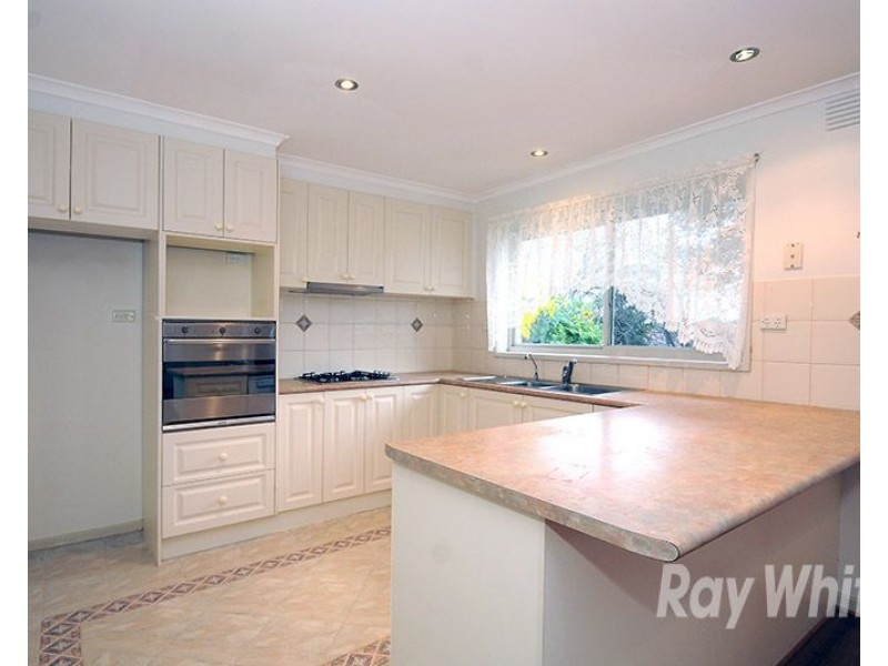 6 Myriong Avenue, Vermont South VIC 3133