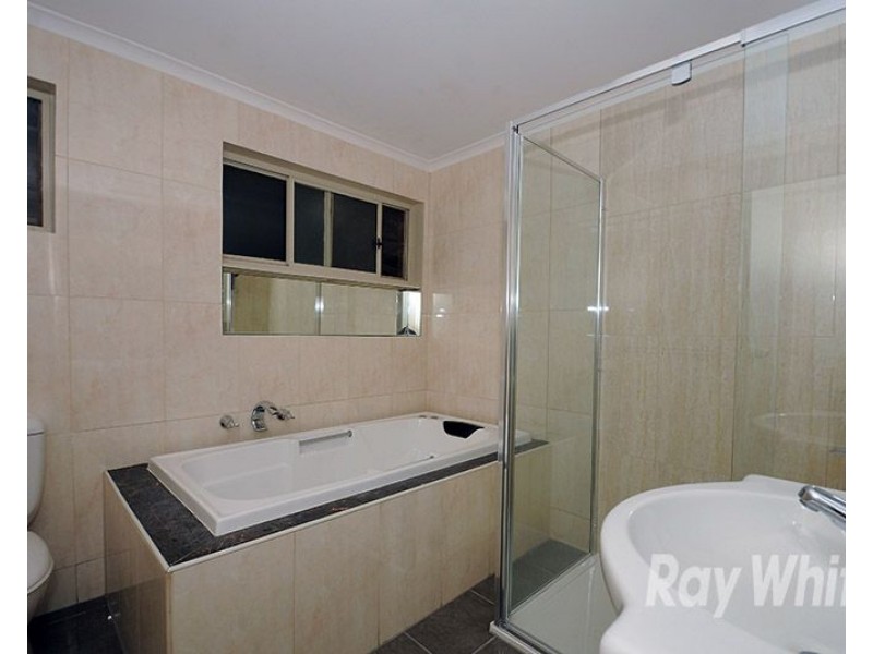 6 Myriong Avenue, Vermont South VIC 3133