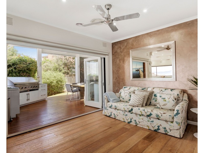 4 Portobello Place, Wheelers Hill VIC 3150
