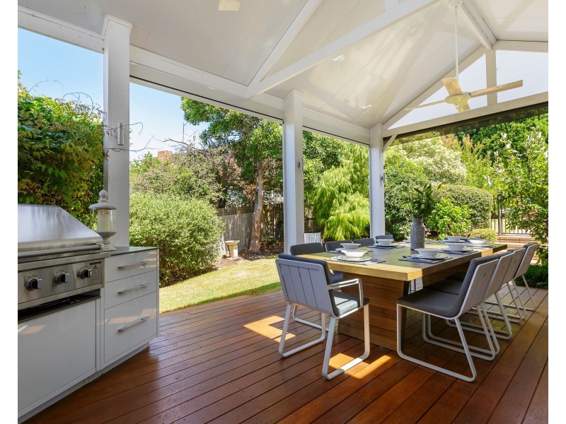 4 Portobello Place, Wheelers Hill VIC 3150