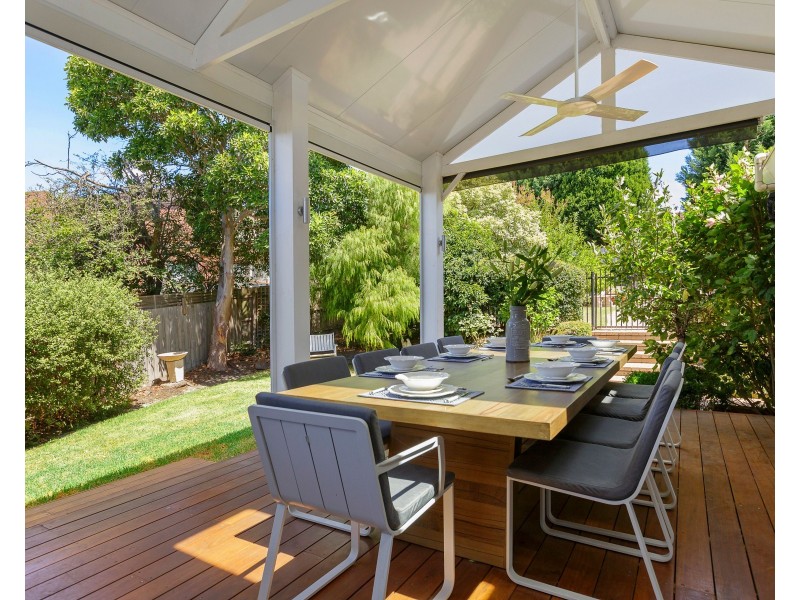 4 Portobello Place, Wheelers Hill VIC 3150