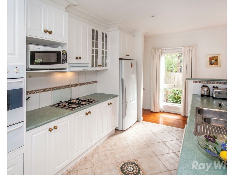 26 Strada Crescent, Wheelers Hill VIC 3150