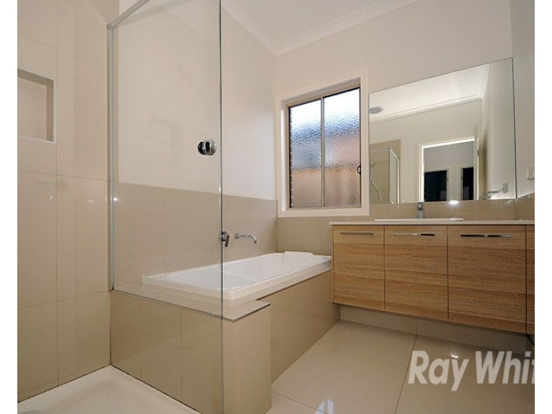 3 Morello Place, Berwick VIC 3806