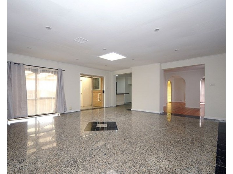 85 Brandon Park Drive, Wheelers Hill VIC 3150