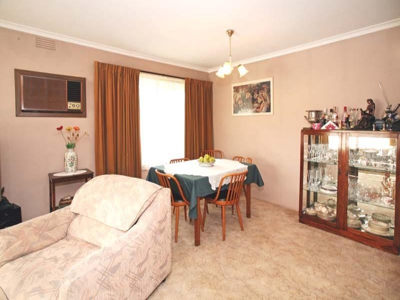 4 Larpent Street, Glen Waverley VIC 3150