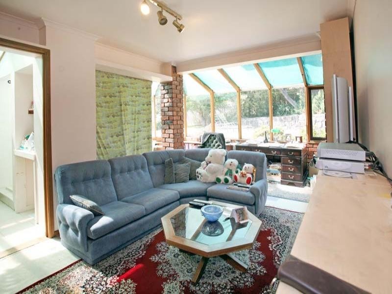 4 Samantha Close, Wheelers Hill VIC 3150