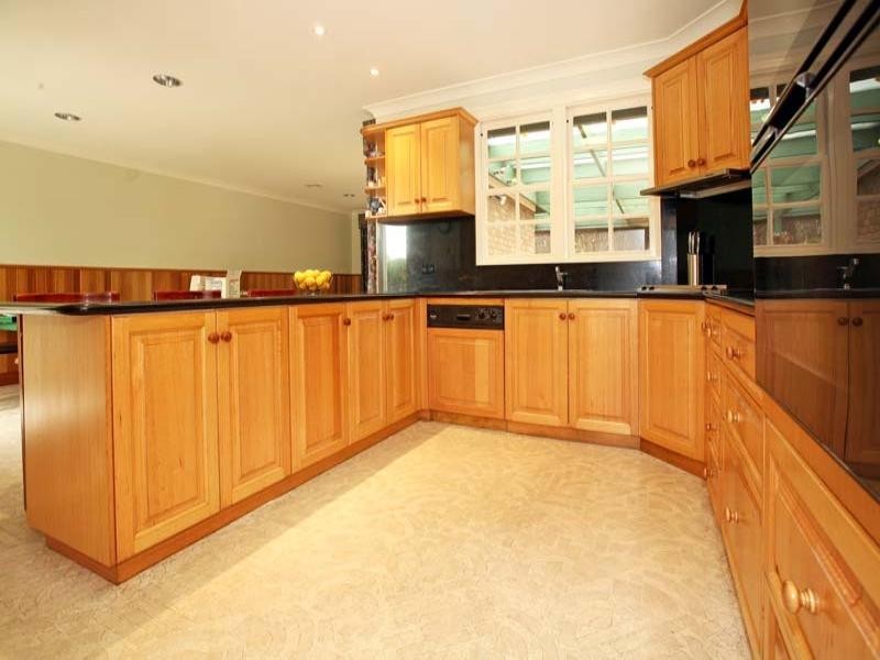 3 Reo Court, Glen Waverley VIC 3150