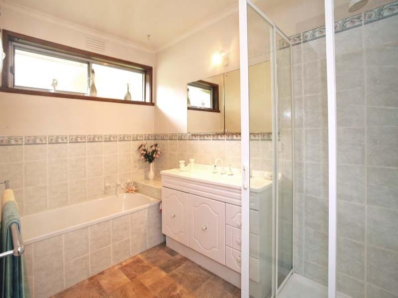 25 Stableford Avenue, Glen Waverley VIC 3150