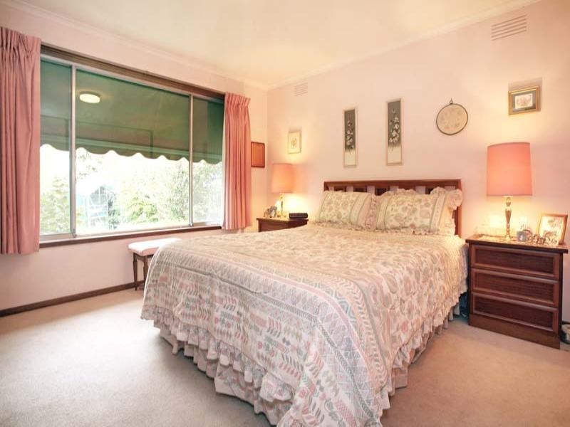 25 Stableford Avenue, Glen Waverley VIC 3150
