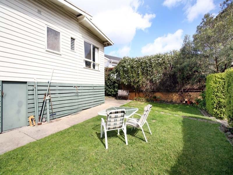 19 Kennedy Street, Glen Waverley VIC 3150