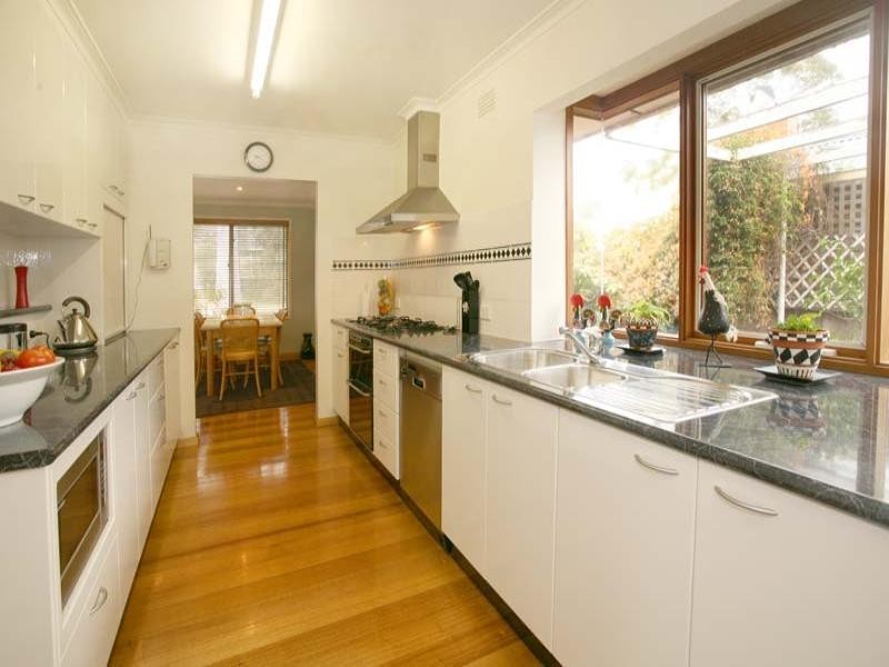 39 Clivejay Street, Glen Waverley VIC 3150