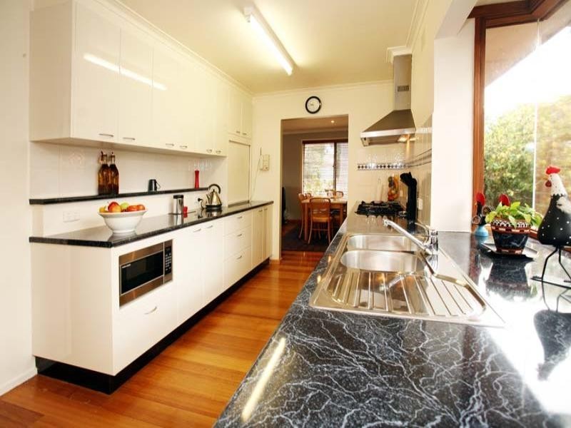 39 Clivejay Street, Glen Waverley VIC 3150