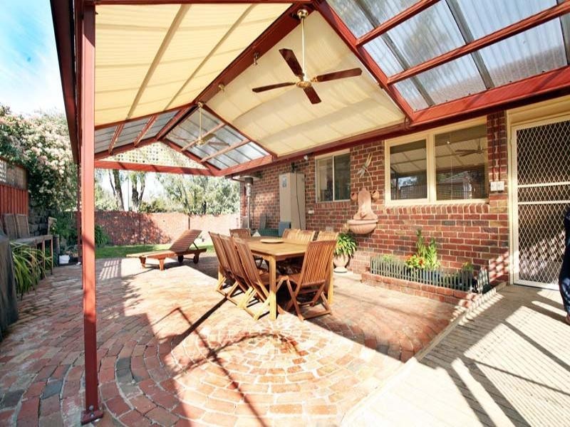 1 Coolabah Avenue, Glen Waverley VIC 3150