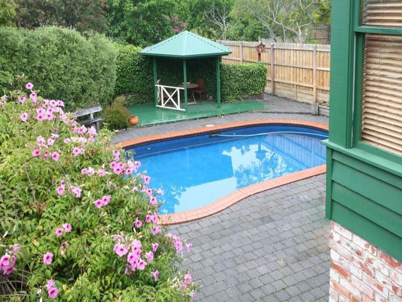 30 Strickland Drive, Wheelers Hill VIC 3150