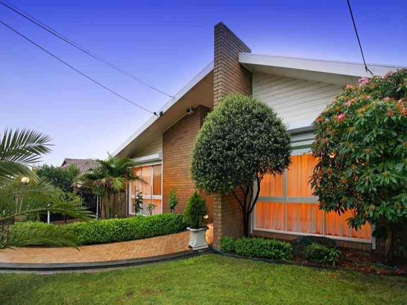 709 Ferntree Gully Road, Glen Waverley VIC 3150