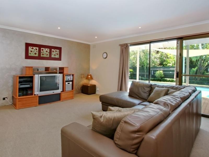 8 Ryrie Place, Vermont South VIC 3133