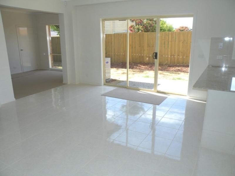 4/745 Waverley Road, Glen Waverley VIC 3150