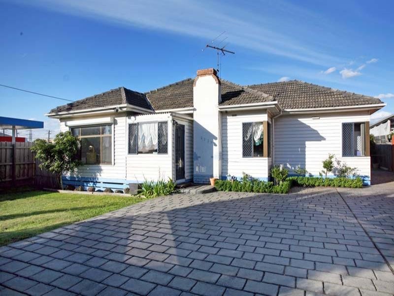 2229 Dandenong Road, Mulgrave VIC 3170
