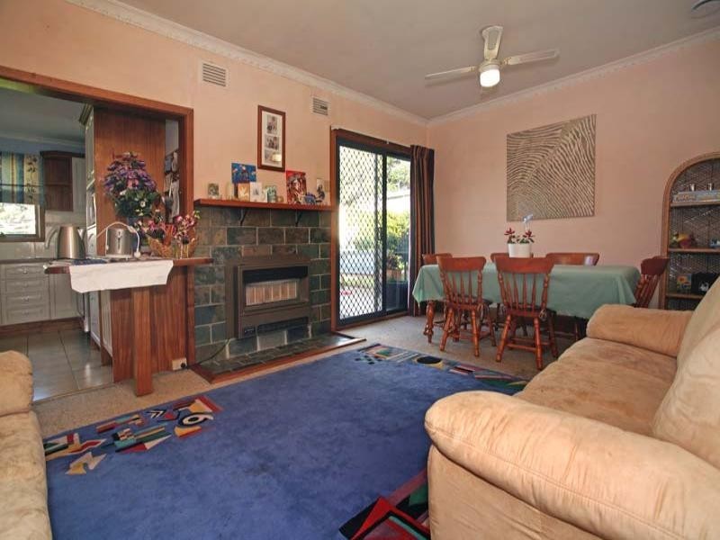 2229 Dandenong Road, Mulgrave VIC 3170